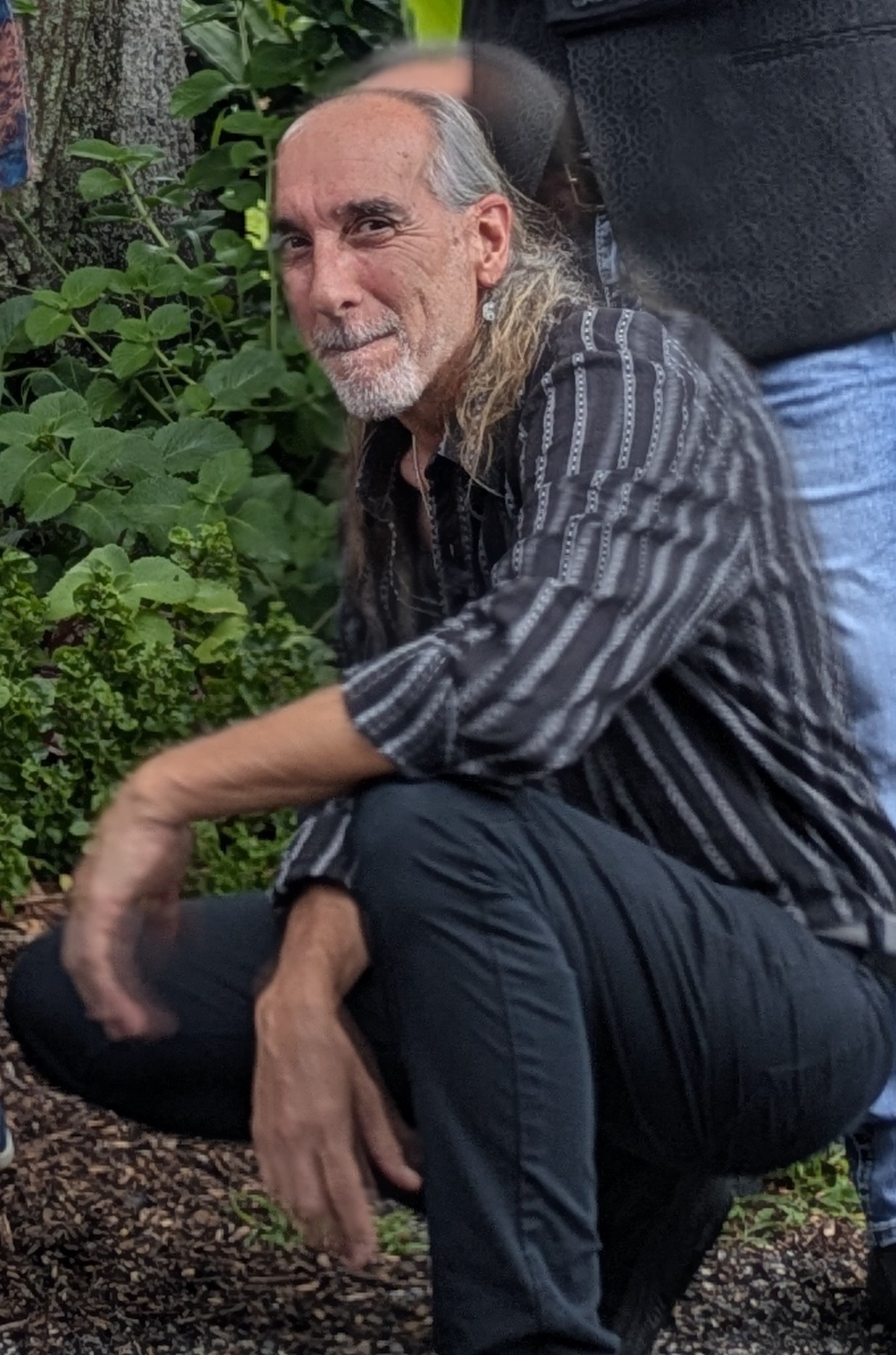 Robert Julius - Guitars, Vocals